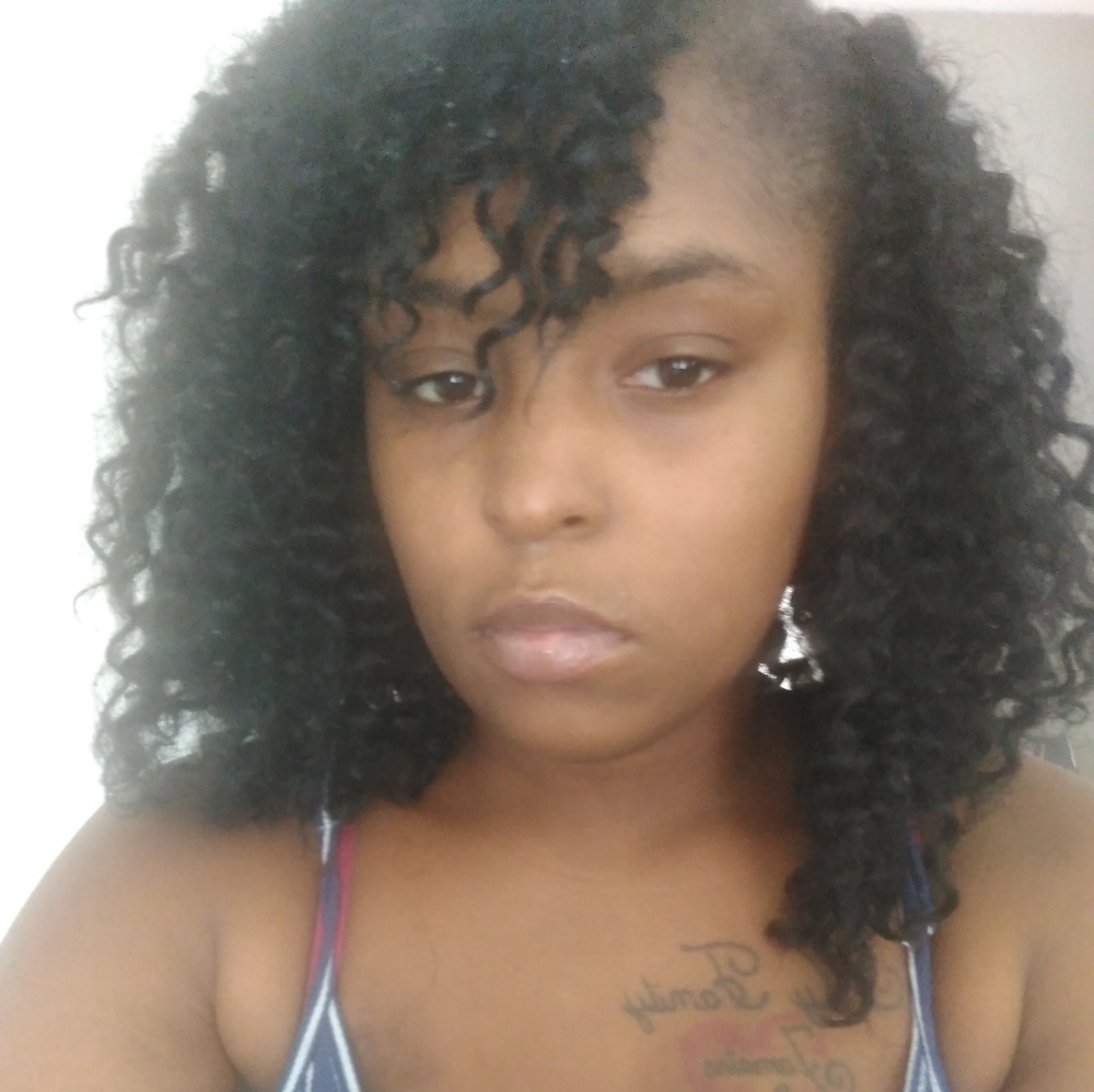 Meet your Posher, Donnesha